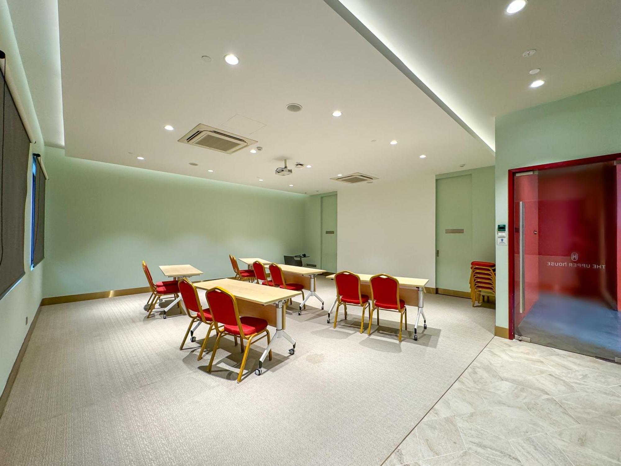 The Upper House, Batu Kawan Hotel 4*
